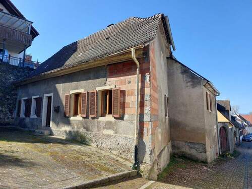 Bild1 - Ideal für Handwerker: Einfamilienhaus am Münsterberg in Breisach