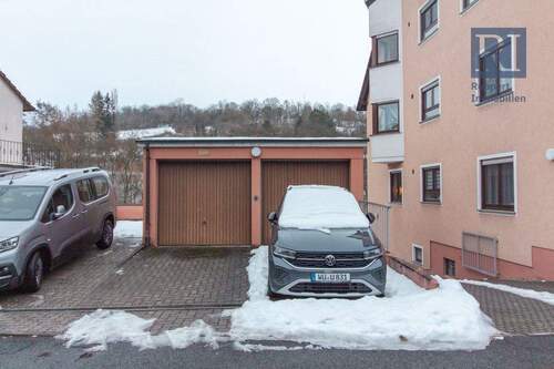 Stellplatz/Garage - 