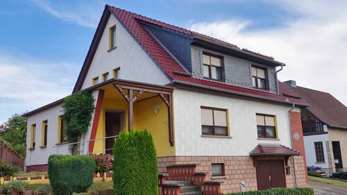 Straßenansicht - 5 Zimmer Einfamilienhaus in Rüstungen