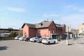 Außenansicht mit Parkplätzen - Gewerbeobjekt (Büro, Produktion, Verkauf) in Völklingen zum Kaufen