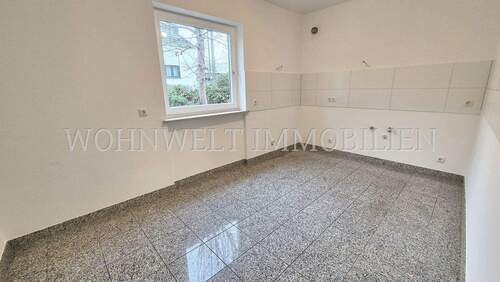 Küche - 5 Zimmer Einfamilienhaus zur Miete in Karlsfeld / Rothschwaige