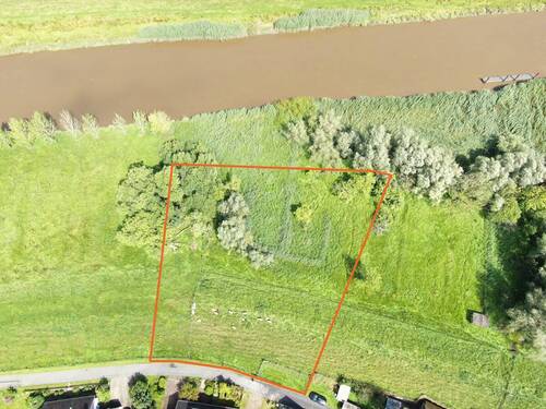 Draufsicht Deichgrundstück markiert - Grundstück in Moorrege / Klevendeich