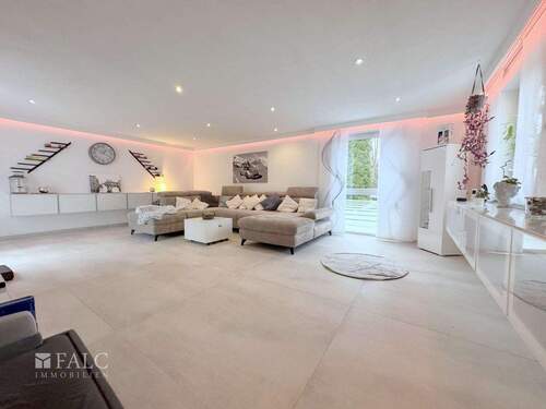 Wohnzimmer 2 - 5 Zimmer Doppelhaushälfte in Hennef (Sieg)