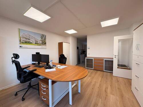 Zimmer 1 - 4 Zimmer Büro zur Miete in Chemnitz