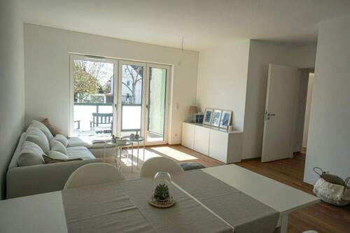 Wohnen / Essen / Kochen - 4 Zimmer Etagenwohnung in Oberasbach