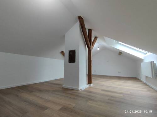 Zimmer 4 - Dachgeschoss - 