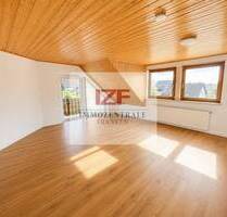 Renovierte 3-Zimmer-Dachgeschosswohnung mit Sonnenbalkon in Altdorf - frei ab 01.08. - Altdorf bei Nürnberg