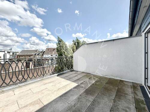 Dachterrasse - 4 Zimmer Etagenwohnung zur Miete in Düsseldorf