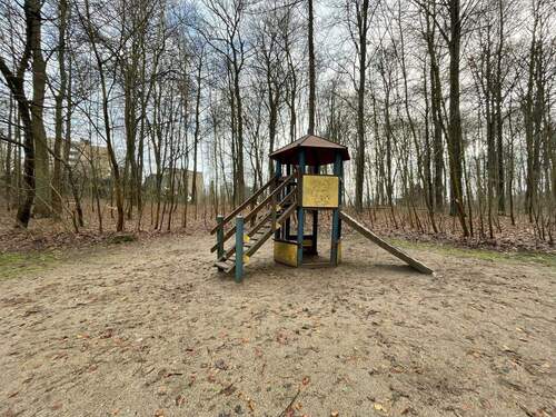 Spielplatz in der Nähe - 