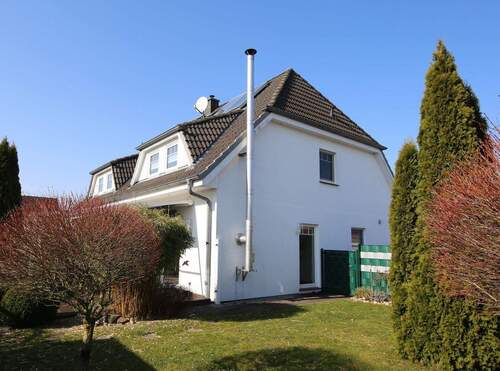 Kopie - Idylle am Feldrand mit traumhaftem Garten in Stockelsdorf-Curau