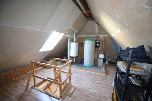 Dachgeschoss 2. Ansicht mit Heizung - 