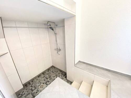 ... großer Regenwasser-Dusche und ... - 