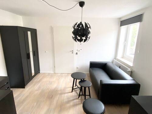 Zimmer - 1 - - 1 Zimmer 1- Zimmer in Coburg