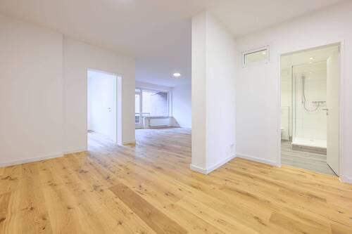 Flur_01.jpg - Helle 3 - Zimmer Wohnung im grünen Niendorf mit Garage - Erstbezug nach Sanierung in guter Wohnlage