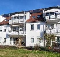 +++Langenau-OT, 2,5-Zi.-ETW, 59,46 m² Wfl., Balkon, super Aussicht, TG, sofort beziehbar+++