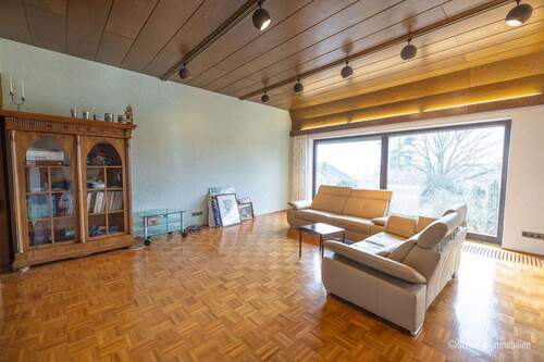 EG Großer, heller Wohnbereich - 