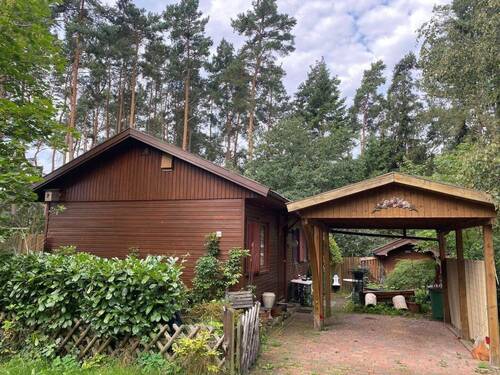 Blick von der Straße / vorn - 