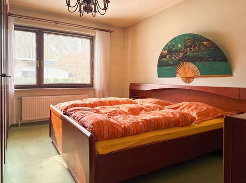 Schlafzimmer mit Platz - 