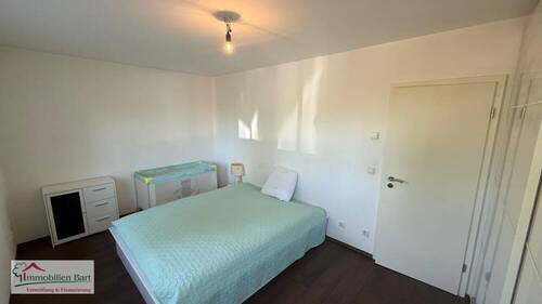 Schlafzimmer - Etagenwohnung mit 77,00 m² in Perl zum Kaufen
