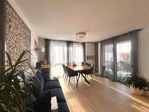 Wohnen - Helle und geräumige 3-Zimmer-Wohnung mit moderner Einrichtung.