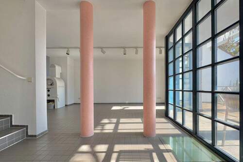 Lichtdurchflutetes Wohnzimmer - 6 Zimmer Doppelhaushälfte in Linkenheim-Hochstetten