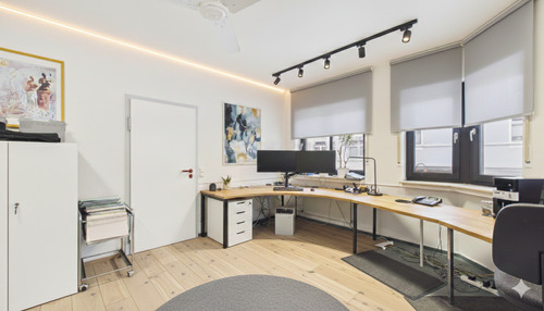 Gemeinschaftsbüro Digital bearbeitet - 4 Zimmer Etagenwohnung in Ennepetal