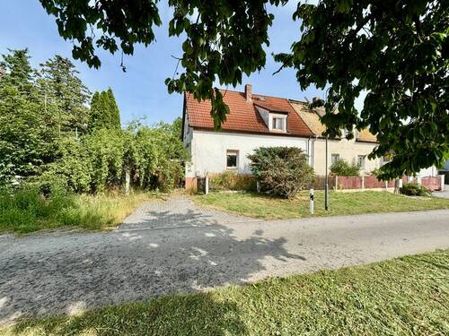 Hausansicht - Ihr Bauernhof-Glück: Hausausbau 