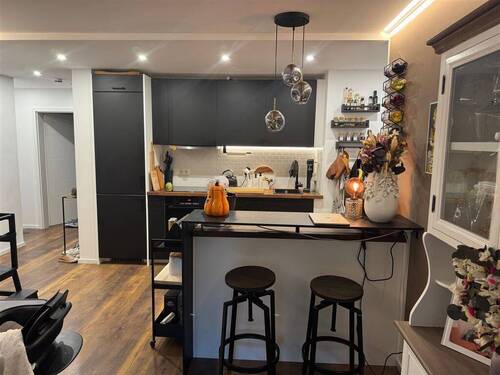 Bar - Etagenwohnung mit 90,00 m² in München zum Kaufen