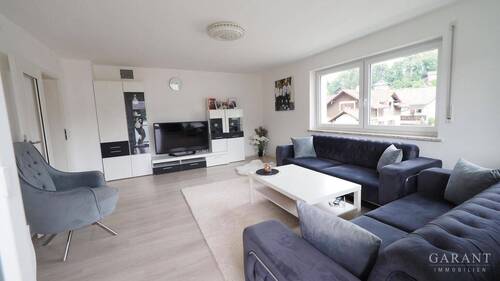 EG-Wohnzimmer - 1 Zimmer Mehrfamilienhaus, Wohnhaus in Marktoberdorf