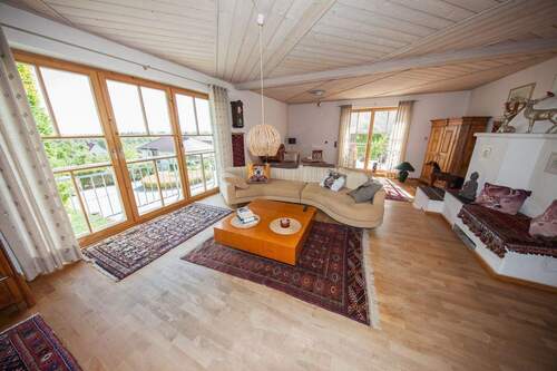 1.jpg - 7 Zimmer Einfamilienhaus zum Kaufen in Bad Rodach