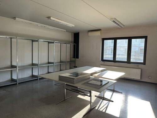 Büroraum im EG - Halle in Endingen zum Kaufen