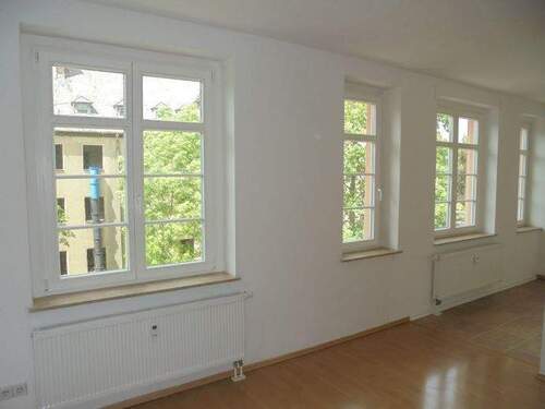 Wohnzimmer - 2 Zimmer Etagenwohnung zur Miete in Chemnitz