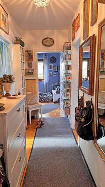 Flur EG - 1 Zimmer Mehrfamilienhaus, Wohnhaus in Stuttgart