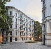 Hochwertig sanierte, helle 3-Zimmerwohnung in Riehmers Hofgarten mit Tiefgaragenstellplatz - Berlin Kreuzberg