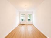 Wohnzimmer - Helle 2-Zimmer-Wohnung mit Einbauküche in Berlin-Alt-Treptow