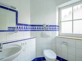 Bad mit Wanne - 2 Zimmer Etagenwohnung in Dießen am Ammersee