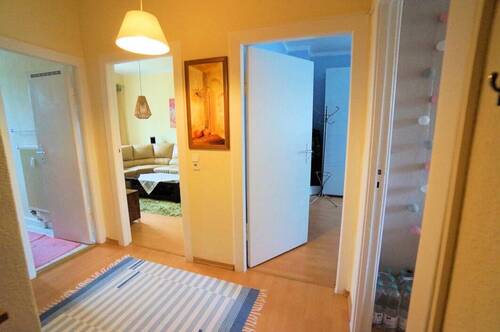 Diele - 2 Zimmer Etagenwohnung in Berlin