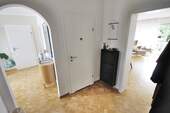 Diele - 3 Zimmer Etagenwohnung zum Kaufen in Bielefeld