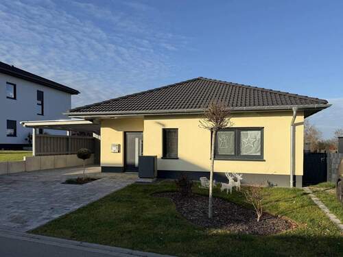 EFH - Zur Tränke - Nur noch wenige Grundstücke: Neubau-Bungalow im Baugebiet 'Zur Tränke' in Top-Grünlage von Thalheim