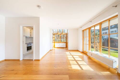 Wohnzimmer - 2 Zimmer Etagenwohnung zum Kaufen in Gröbenzell