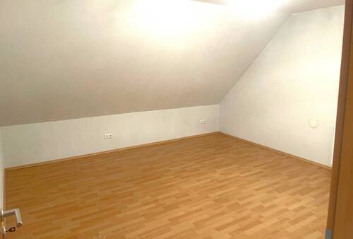 Zimmer 2 - 