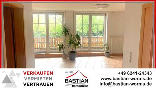 Headfoto - Immer obenauf! Dachgeschoss - 3 Zimmer - 1. OG - Balkon - renoviert - grüne Lage - Monsheim!