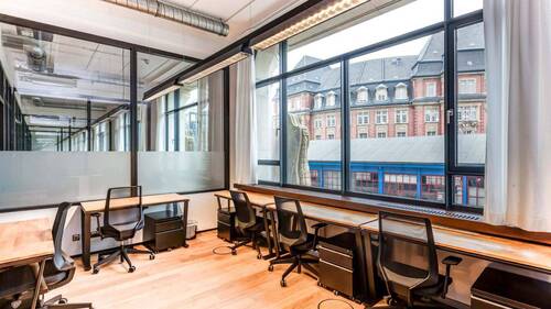 Fensterbüro für bis zu 6 Personen - 