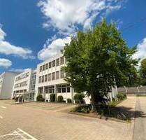 Bürohaus in Sindelfingen - 18.960,00 EUR Kaltmiete, in Sindelfingen (PLZ: 71063) Mitte