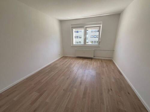 Zimmer 2 - 