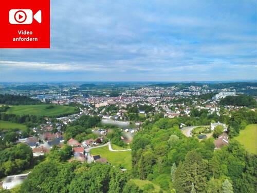 Weitblick über Deggendorf - 'Wohnen auf der Dachterrasse von Deggendorf'