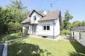 Außenansicht Bild I - Renoviertes Einfamilienhaus mit Garten, Garage und Freistellplatz in Mickhausen