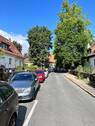 Blick_in_Straße - 