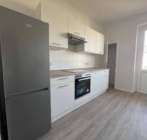 Einziehen, fertig, los...Moderne 2-Zimmer-Wohnung in Nähe zum Park mit Einbauküche - Zwickau Pölbitz