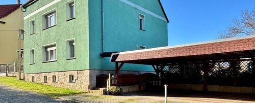 Großer Carport für 3 PkW - 9 Zimmer Mehrfamilienhaus, Wohnhaus zum Kaufen in Weimar